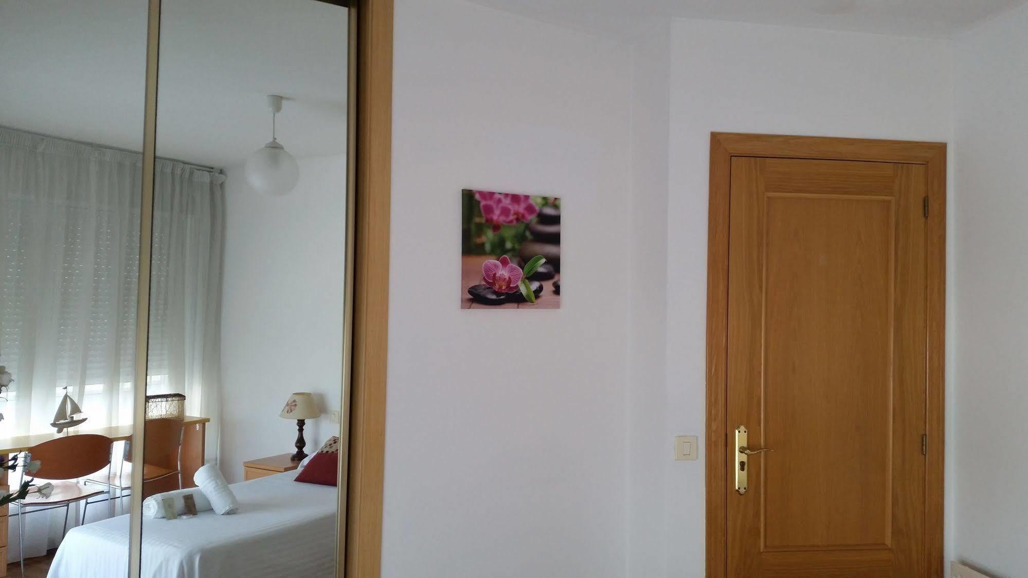 Hostal Lucus Луго Екстер'єр фото
