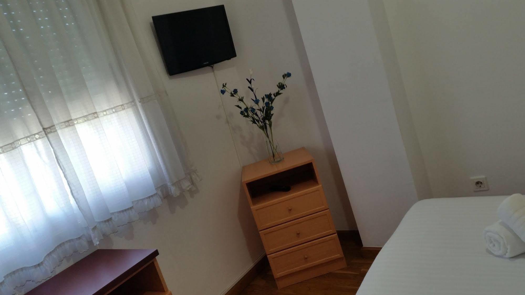 Hostal Lucus Луго Екстер'єр фото