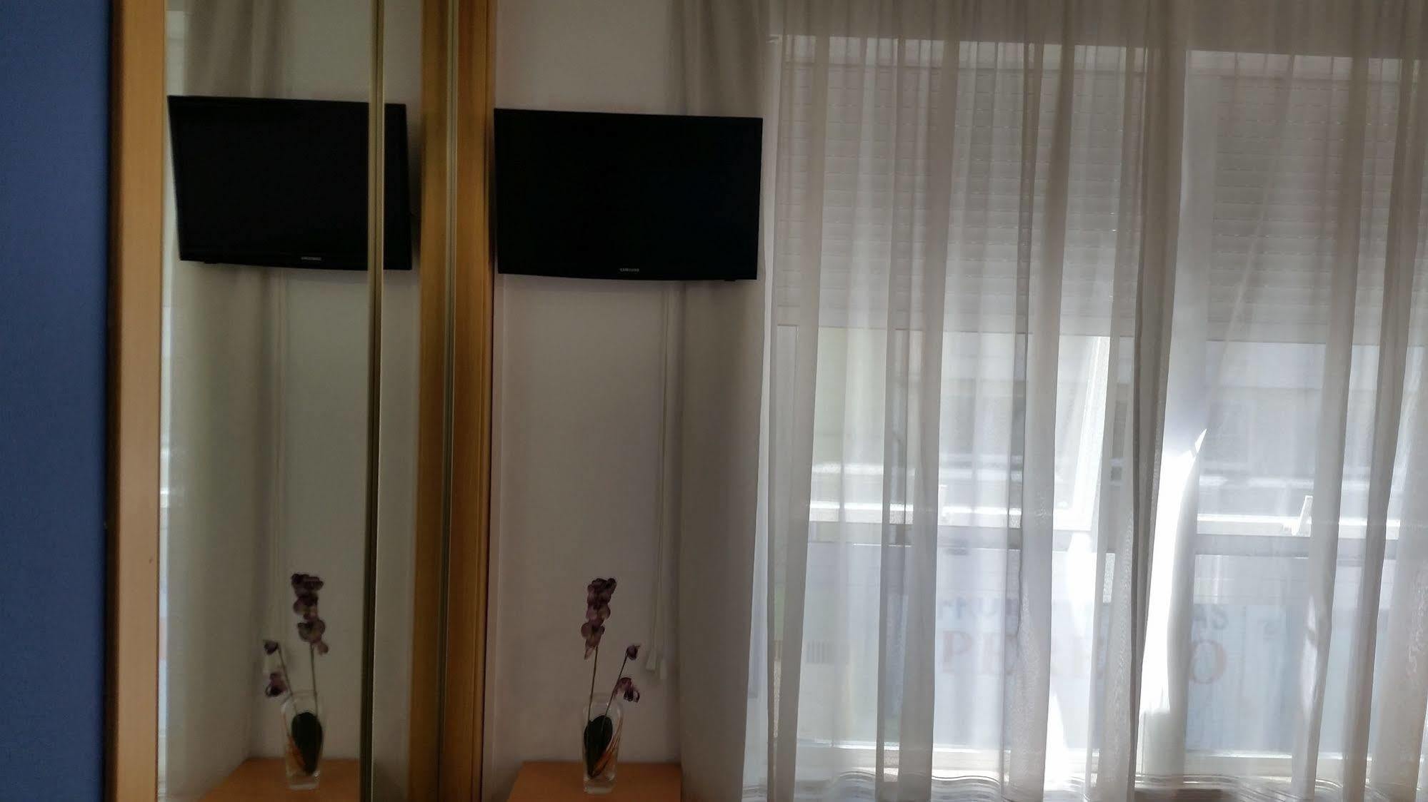 Hostal Lucus Луго Екстер'єр фото
